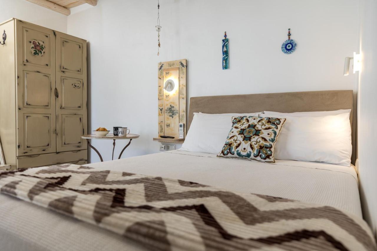 Elizabeth'S Small Apartment Naxos City Exterior photo